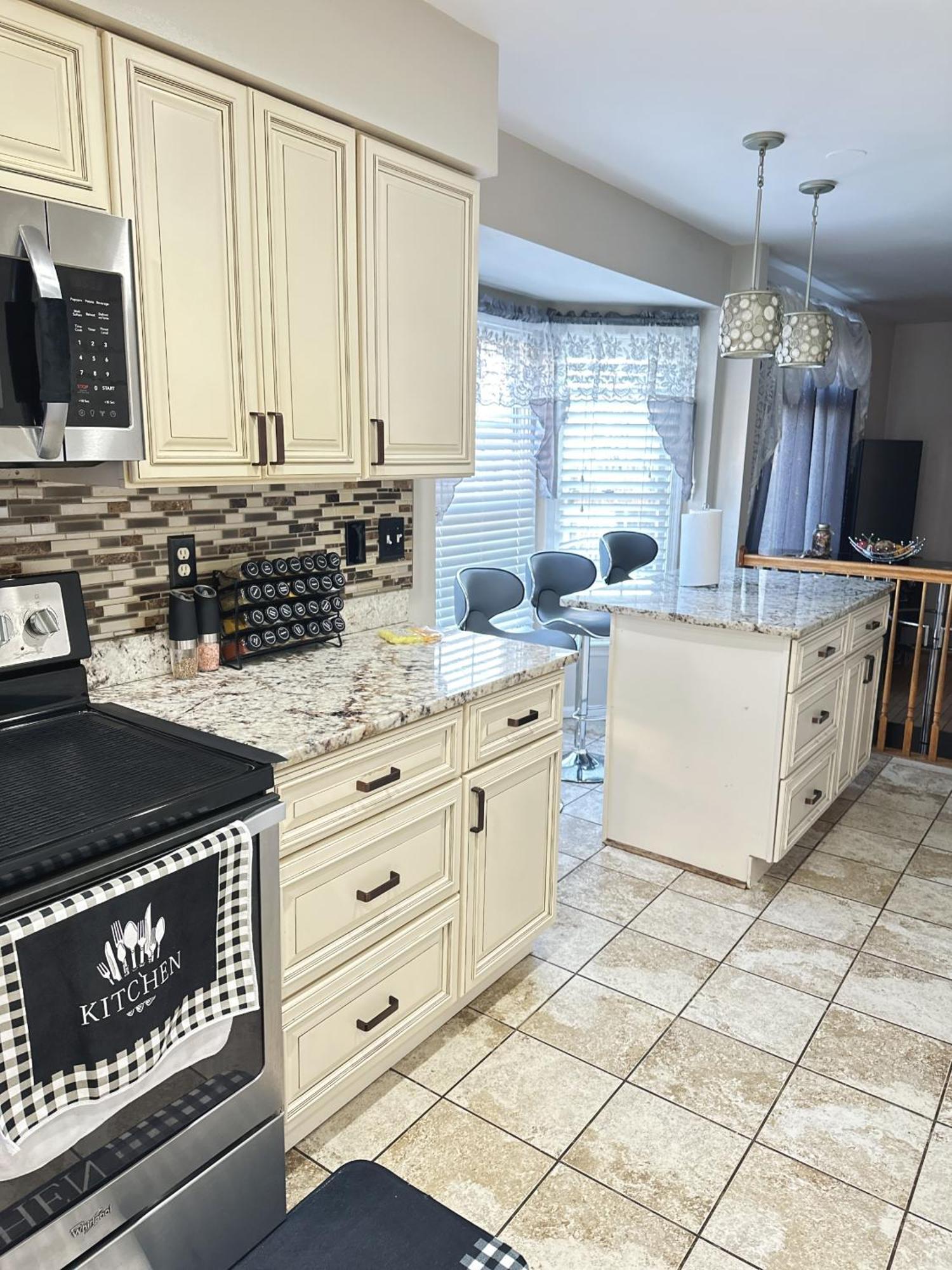 Special Rate Worthy Posh And Magnificent 4 Bedrooms And Two & Half Bath Ґрінбелт Екстер'єр фото
