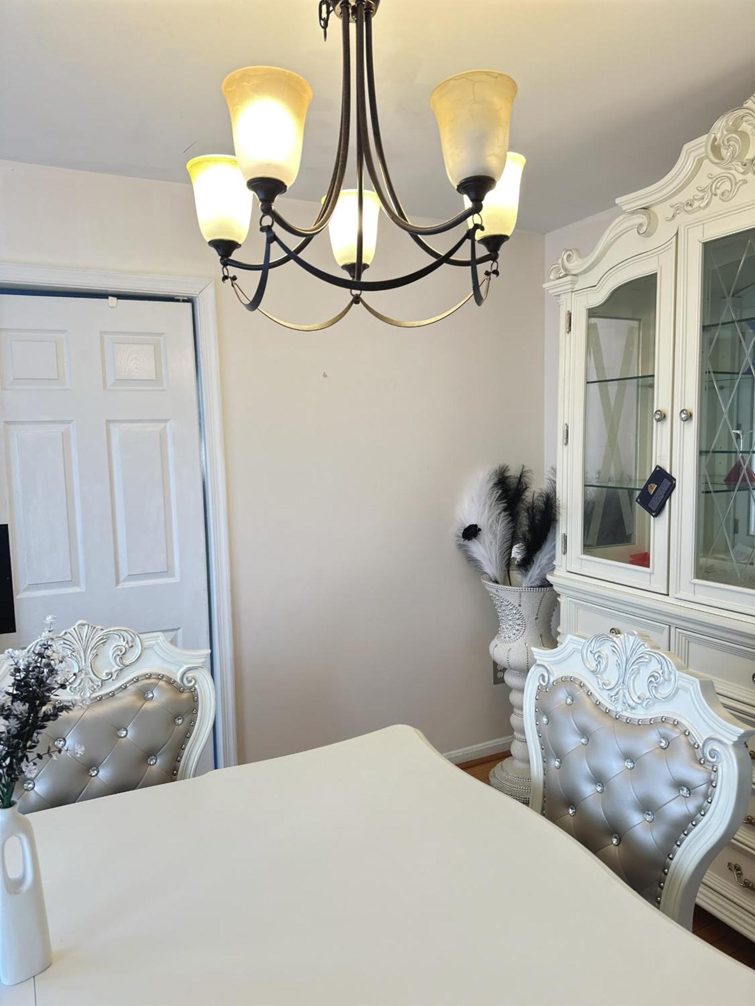Special Rate Worthy Posh And Magnificent 4 Bedrooms And Two & Half Bath Ґрінбелт Екстер'єр фото