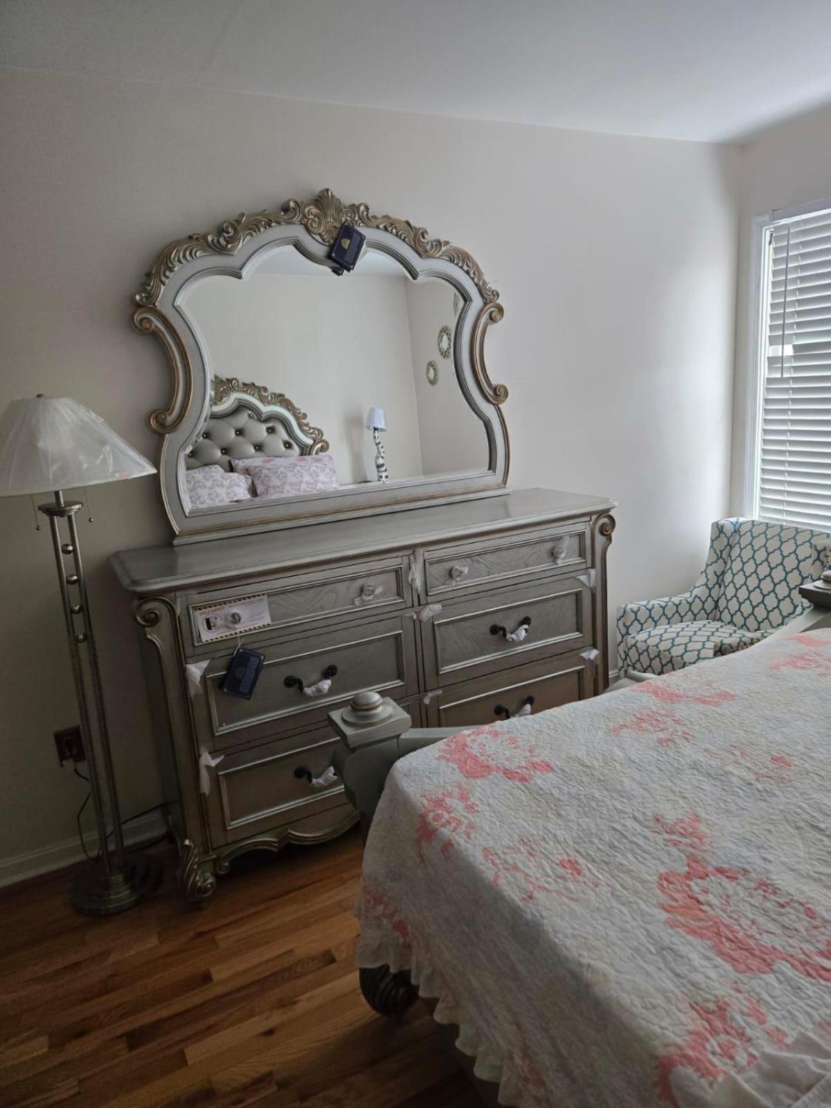 Special Rate Worthy Posh And Magnificent 4 Bedrooms And Two & Half Bath Ґрінбелт Екстер'єр фото